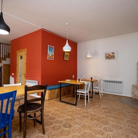 Vardeni Guesthouse Hrazdan Eksteriør bilde