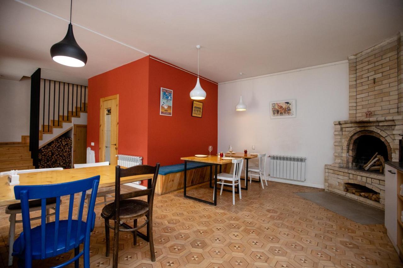 Vardeni Guesthouse Hrazdan Eksteriør bilde